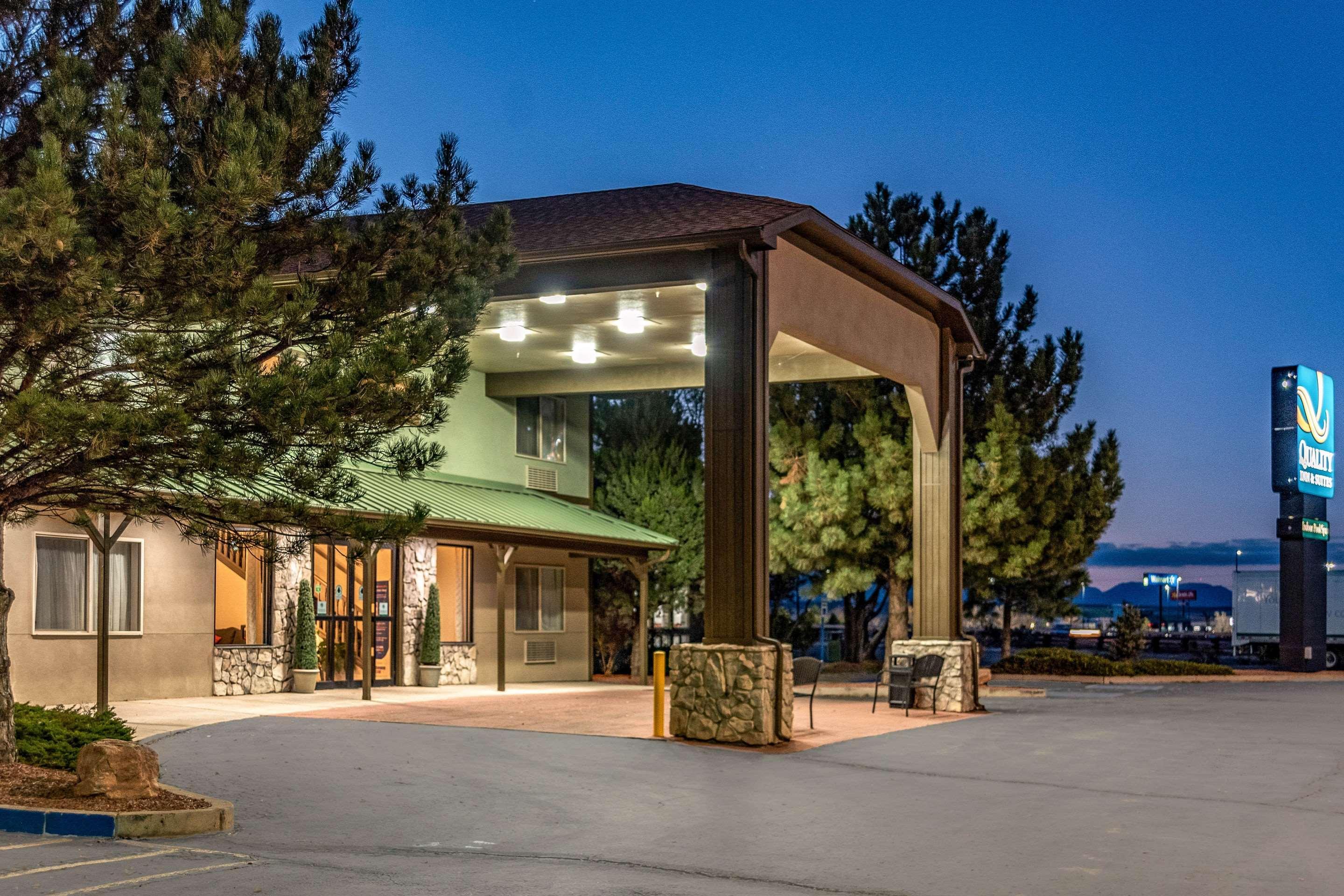 Quality Inn & Suites West Πουέμπλο Εξωτερικό φωτογραφία