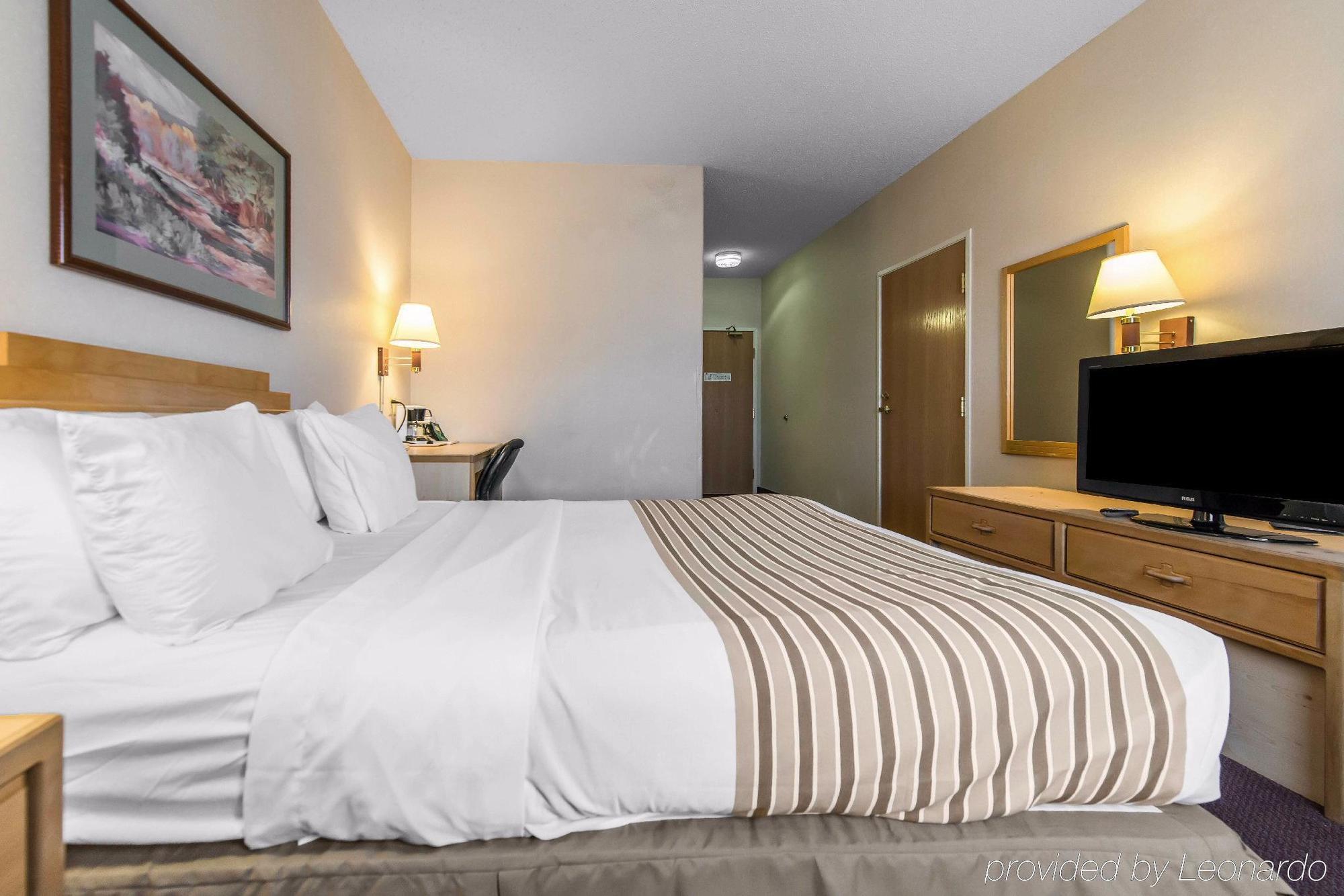 Quality Inn & Suites West Πουέμπλο Εξωτερικό φωτογραφία